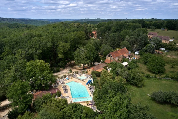 Camping Le Pech Charmant - droneshot